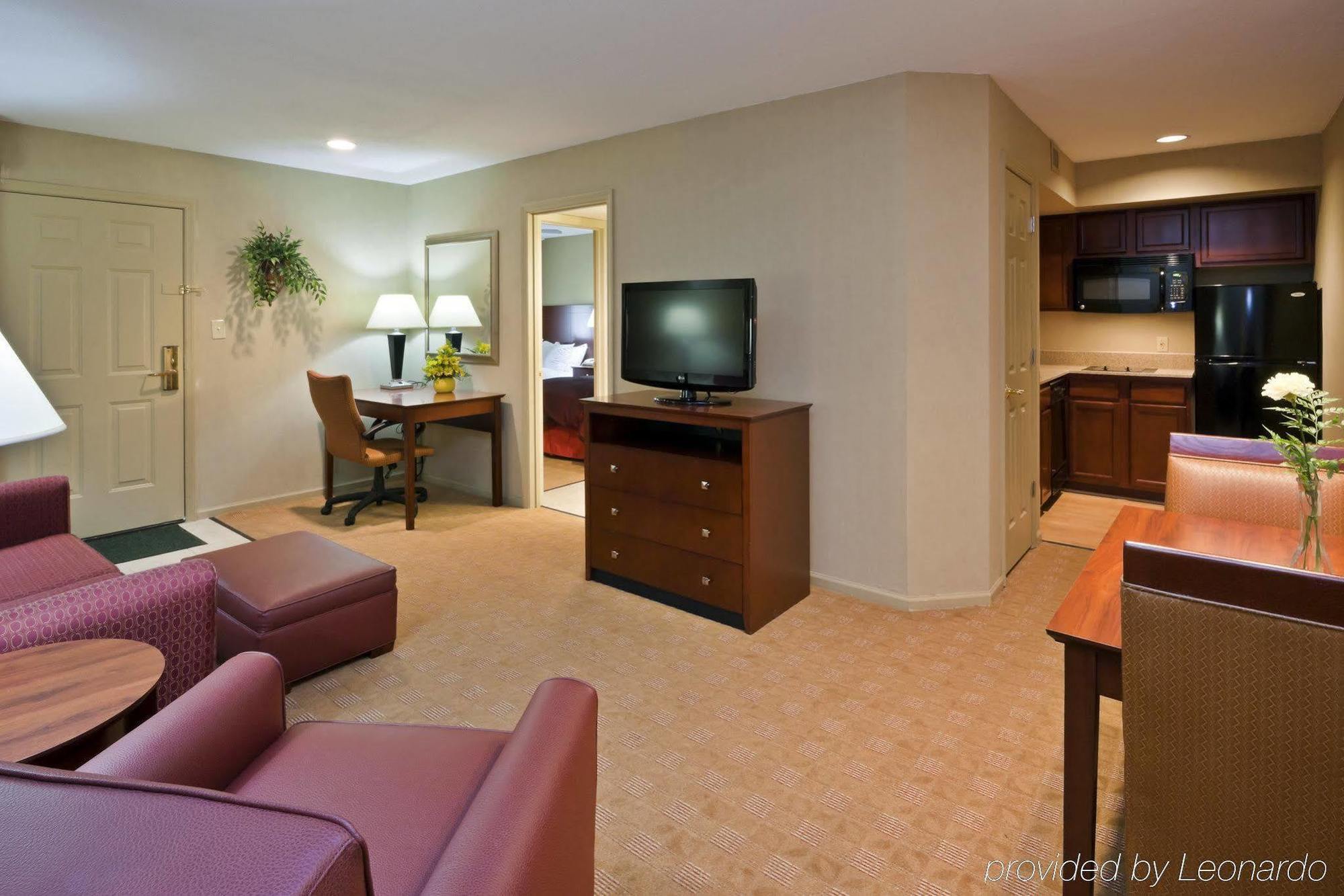 Homewood Suites Dayton-Fairborn Room photo